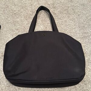 Lululemon bag